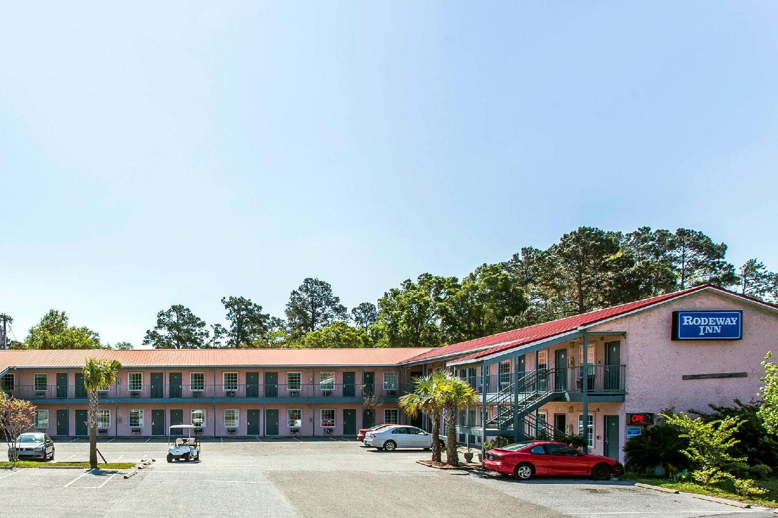 Road Side Inn - photo 3