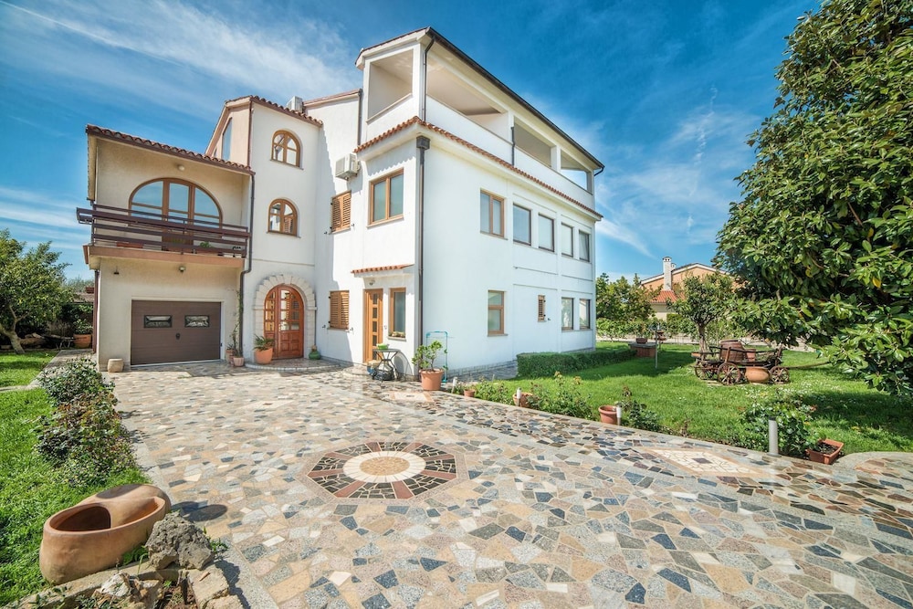 App and Rooms Ana Pomer in Medulin, Croatia