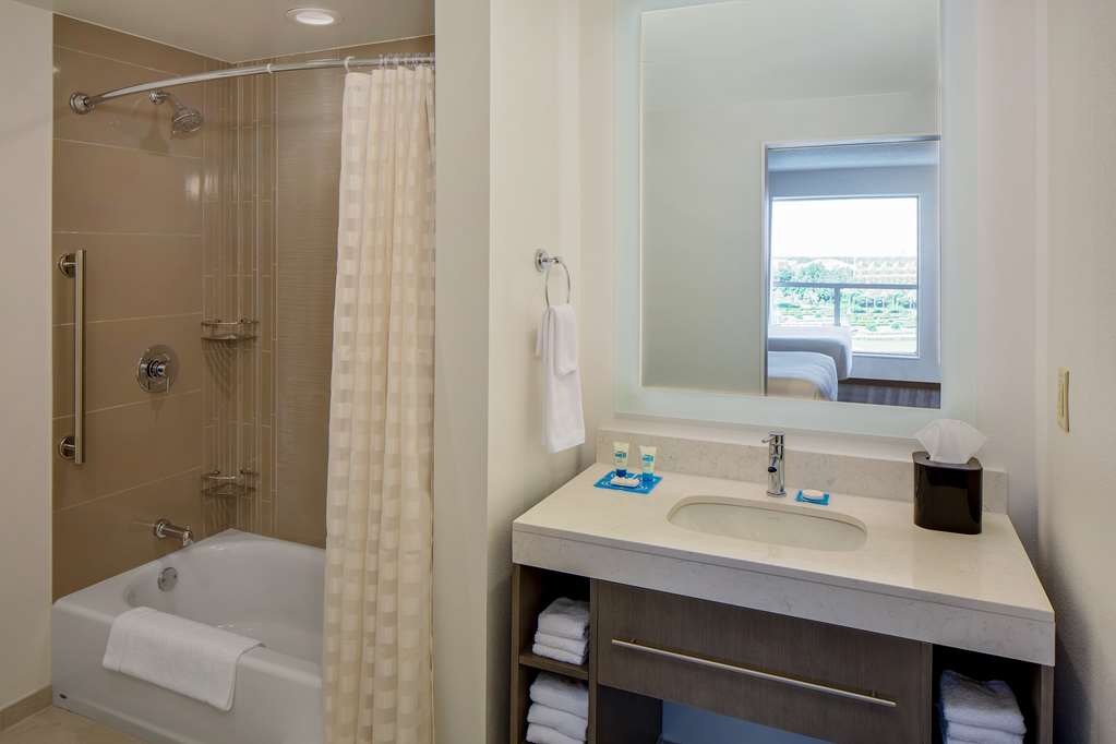 Hyatt House across from Universal Orlando Resort - photo 16