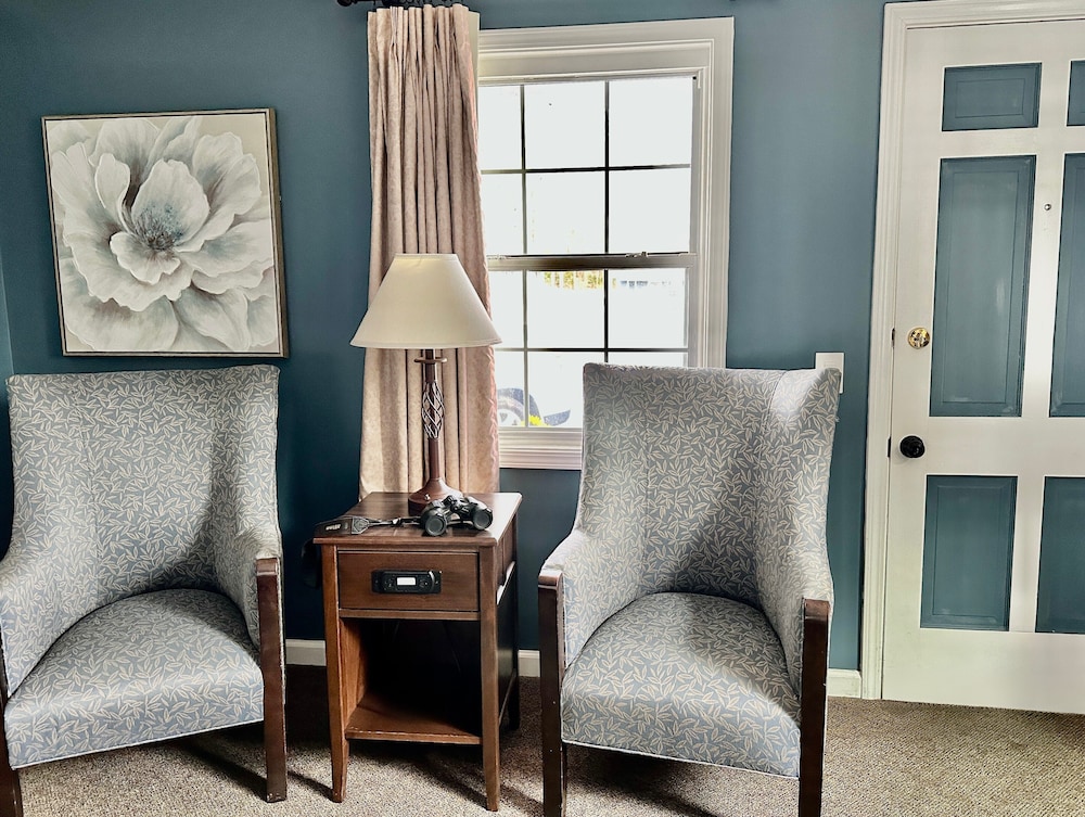 Blowing Rock Inn - photo 3