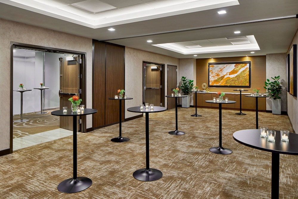 Courtyard by Marriott New York Manhattan Midtown West - photo 4