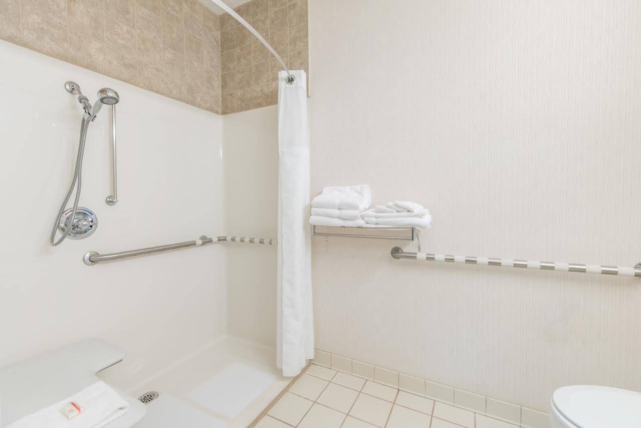 Ramada Limited Bismarck Northeast - photo 12