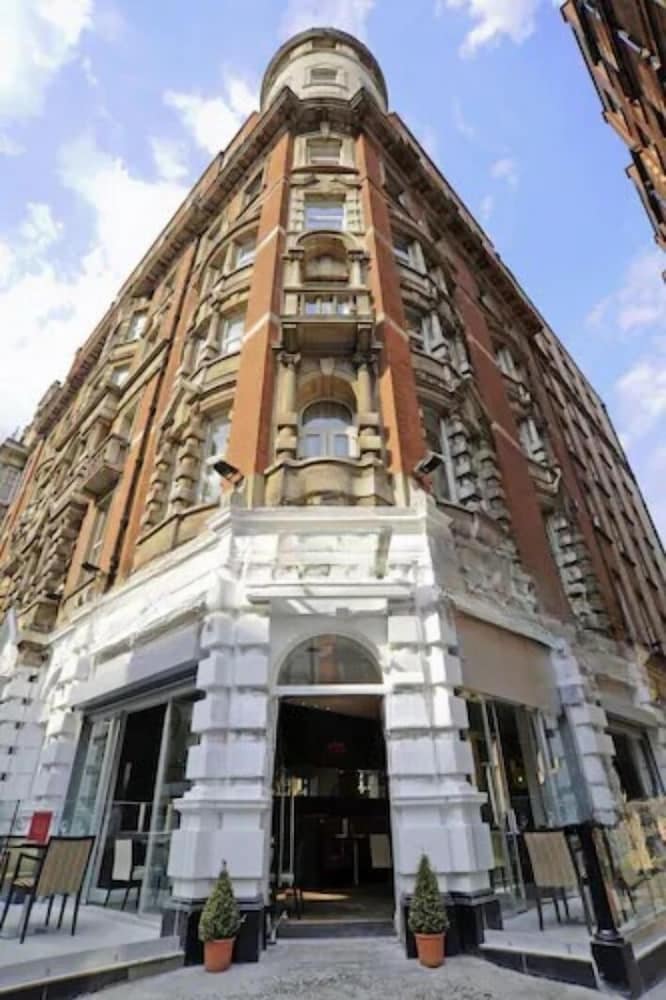 London Bloomsbury Square Hotel