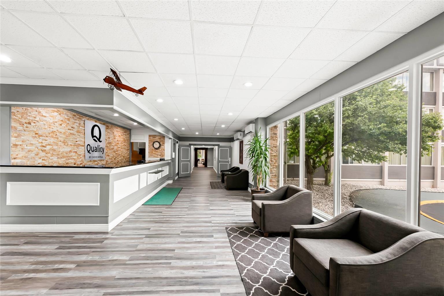 Quality Inn Dayton Airport - photo 10