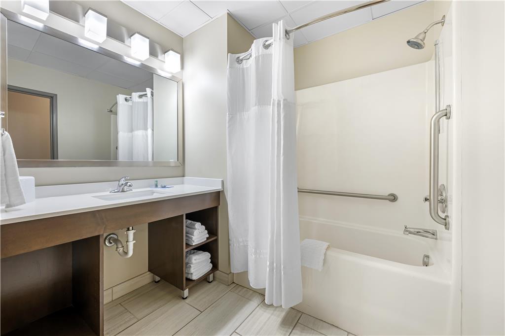 Best Western Brockport Inn & Suites - photo 23