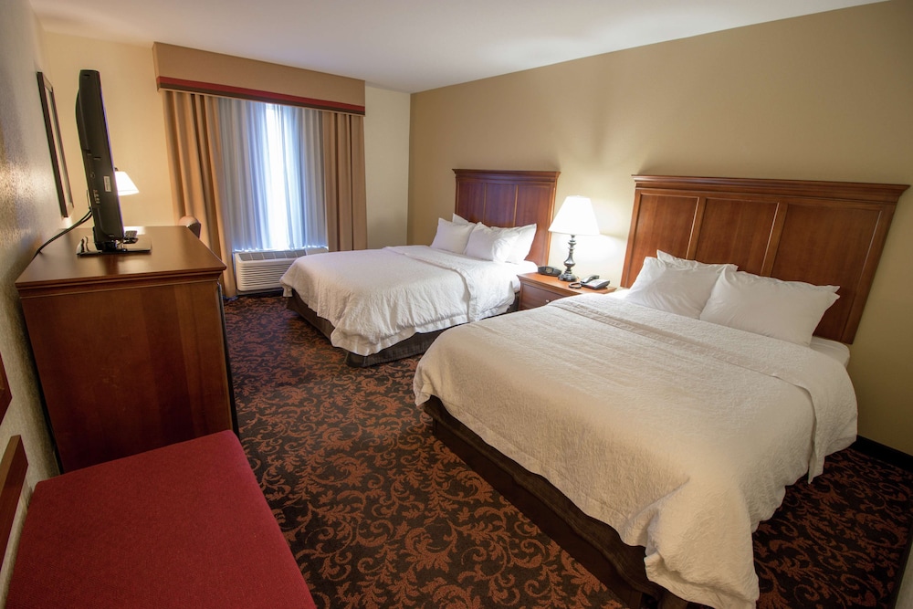 Hampton Inn Lincolnton - photo 7
