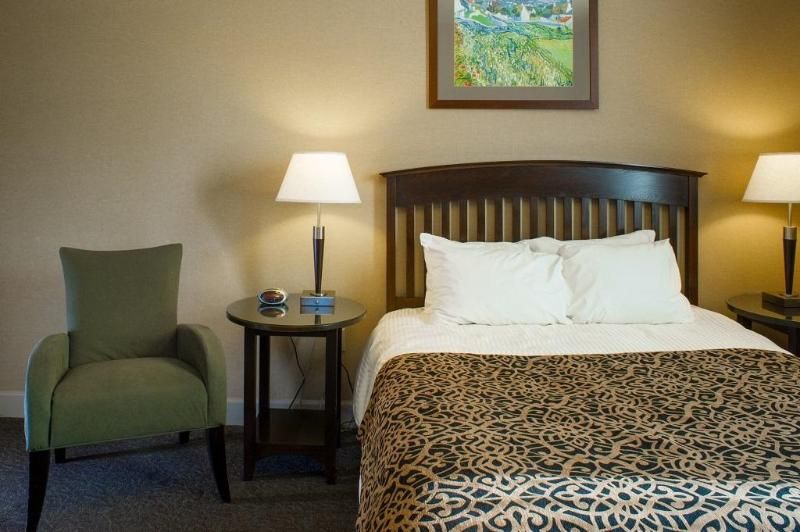 The Parker Inn & Suites - photo 13