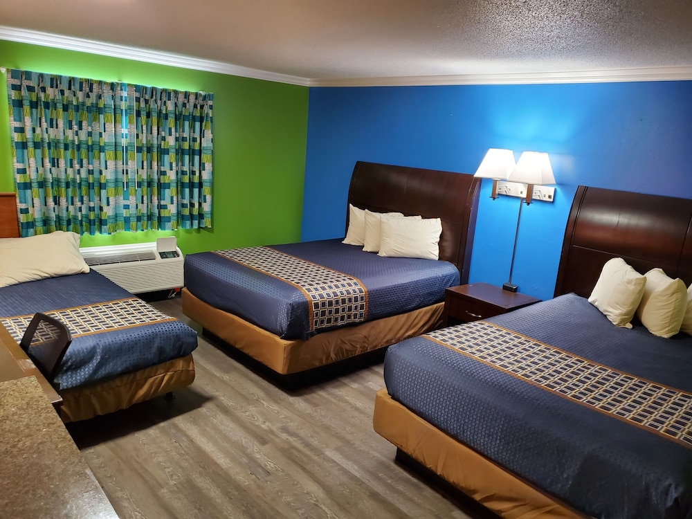 Amber Inn Motel Le Mars - photo 18