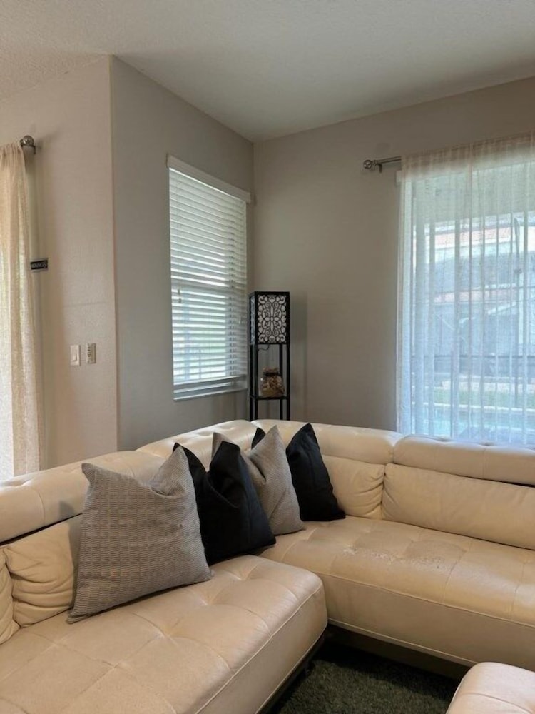 Spacious Family Getaway W Resort 3154pp 5 Bedroom Home by RedAwning - photo 21