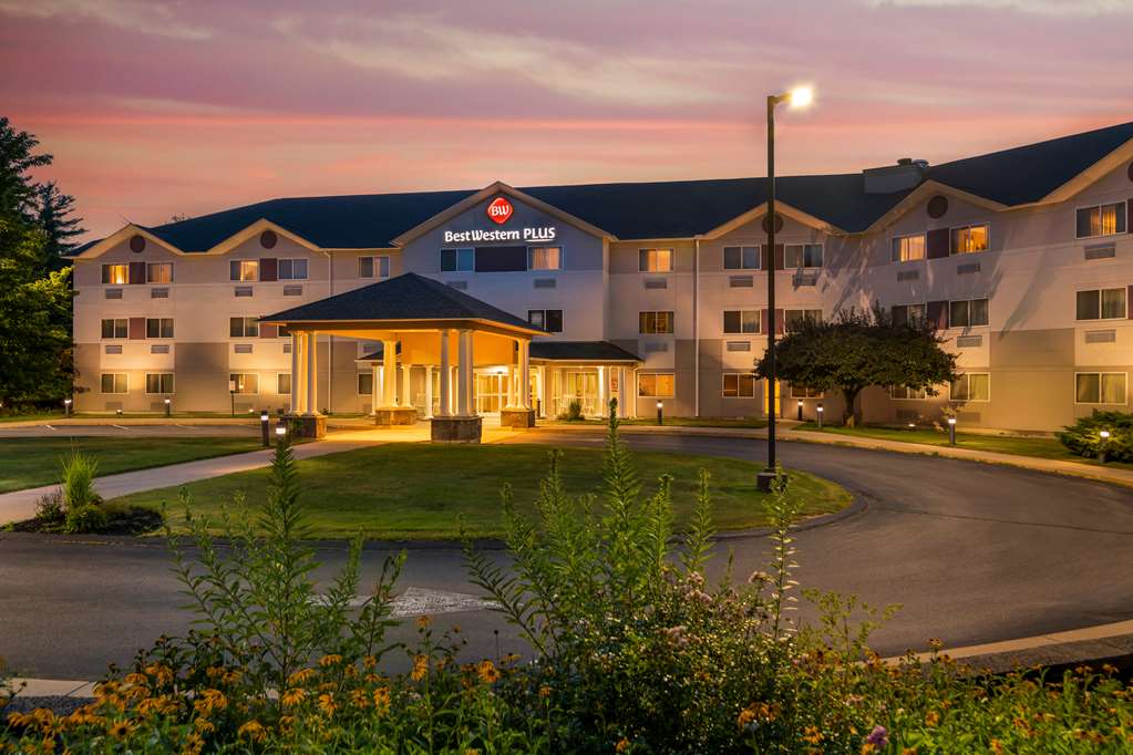 Best Western PLUS Executive Court Inn & Conference Center - photo 11
