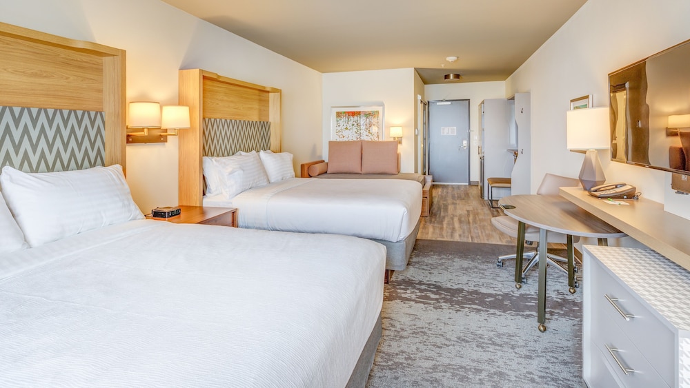Holiday Inn & Suites Bellingham by IHG - photo 13