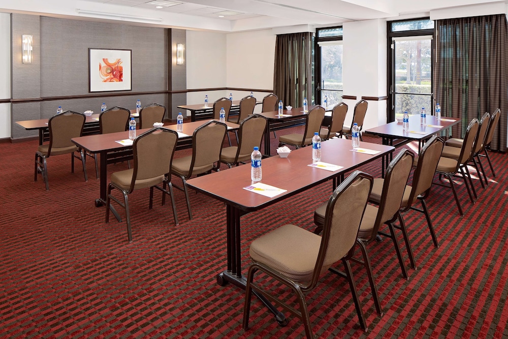 Hyatt Place Ontario Rancho Cucamonga - photo 20