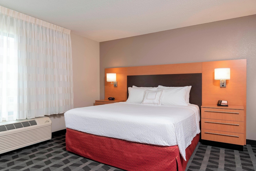 TownePlace Suites Fort Wayne North - photo 5