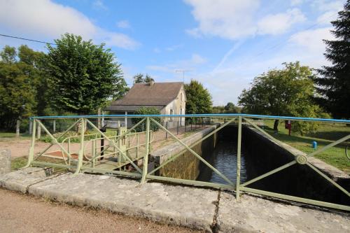 Ecluse Mingot — hotel in Chatillon-En-Bazois