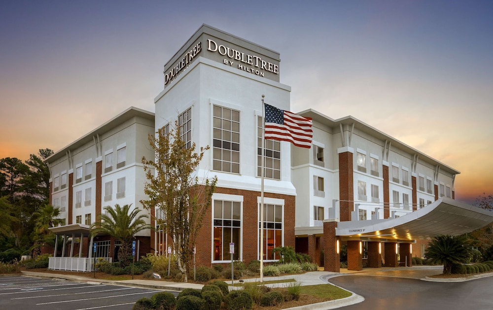 DoubleTree by Hilton Hotel Savannah Airport — 4-Star Luxury Hotel in Savannah, United States