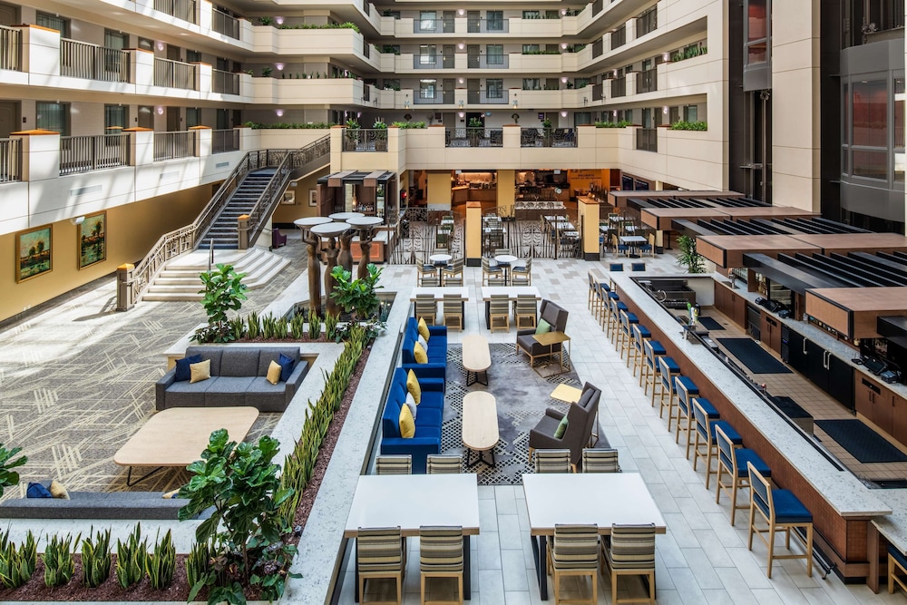 Embassy Suites by Hilton Sacramento Riverfront Promenade - photo 34