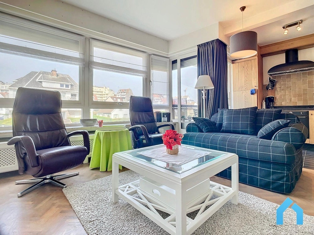Apartment in Knokke Heist near Belgian Coast — 4-Star Luxury Hotel in Knokke-Heist, Belgium