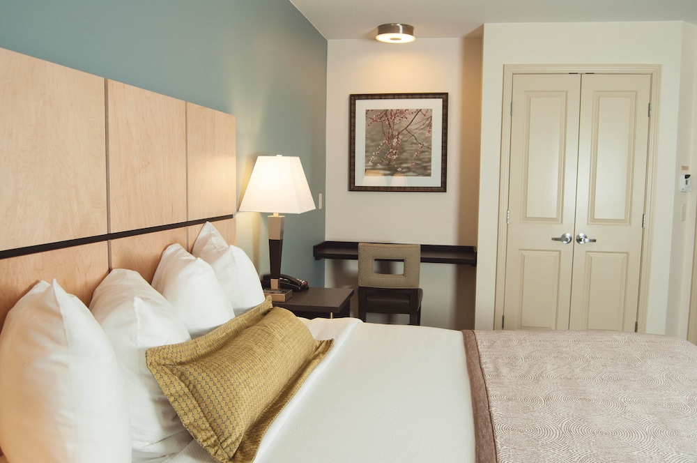 Candlewood Suites Denver North Thornton an IHG Hotel - photo 4