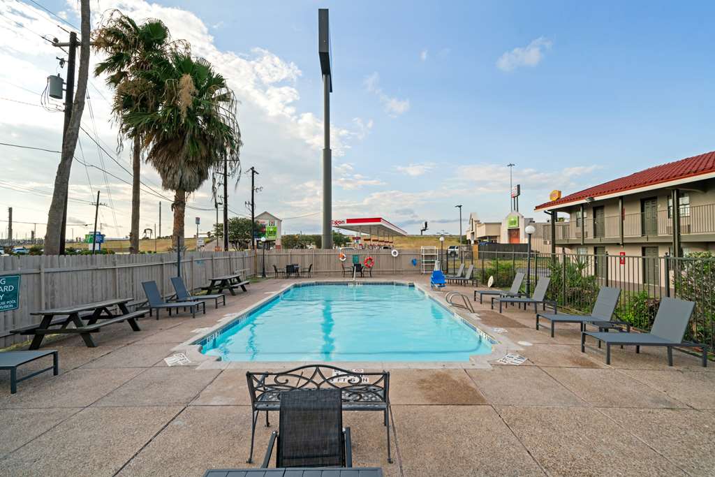 La Quinta Inn by Wyndham Corpus Christi North - photo 53