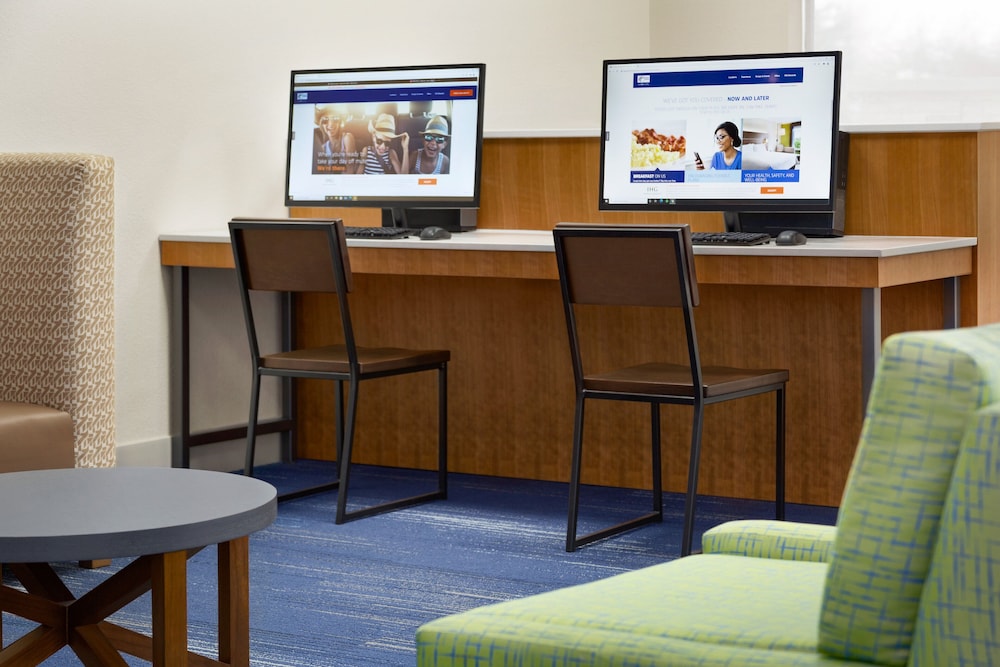 Holiday Inn Express Hotel & Suites Mission McAllen Area by IHG - photo 35