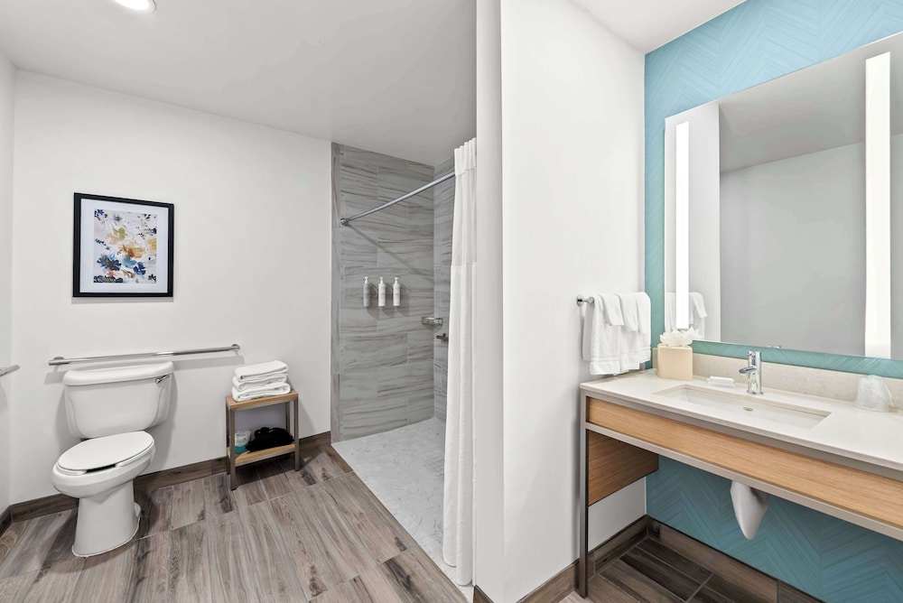 Hilton Garden Inn Seattle North Everett - photo 31