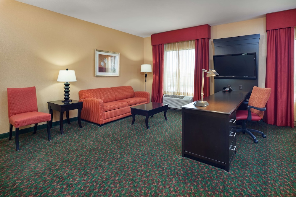 Hampton Inn & Suites Waco South - photo 18