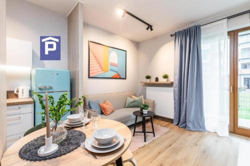 SuperApart Konstruktorska 5e By Westfield Mokotów — 4-Star Luxury Hotel in Warsaw, Poland