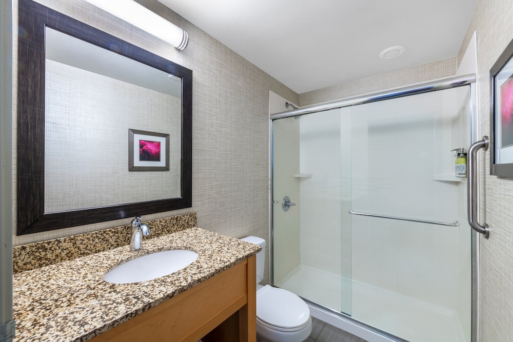 Holiday Inn Express & Suites Wheat Ridge Denver West - photo 33