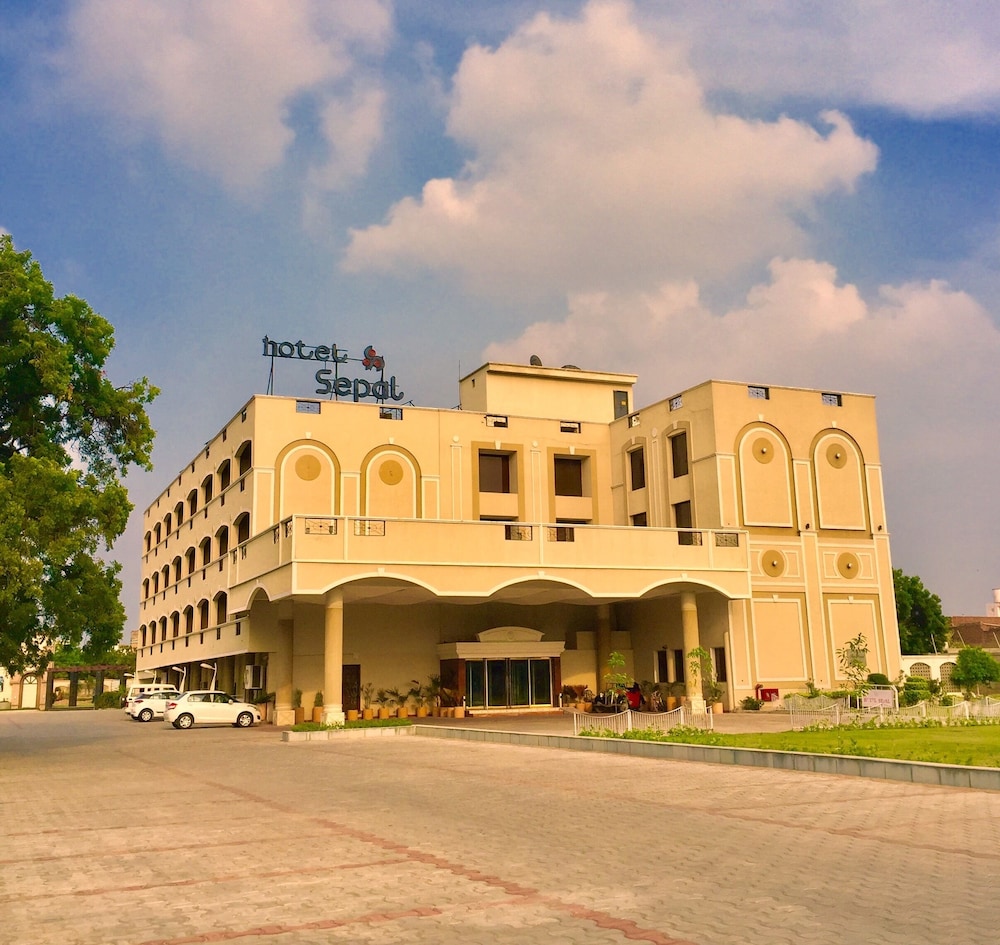 Hotel Sepal - carbon neutral hotel in Bathinda