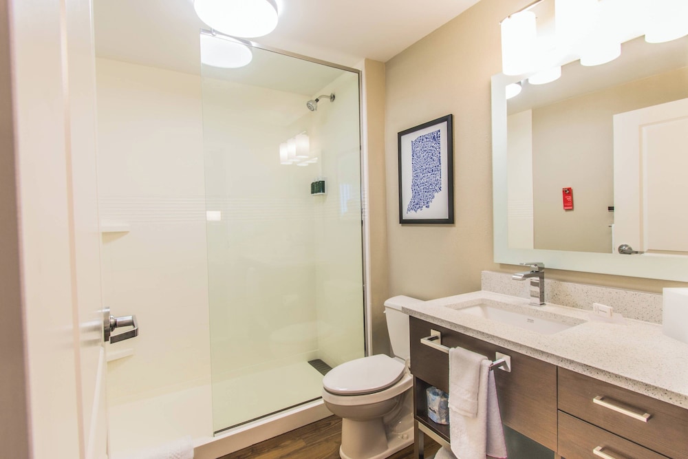 Towneplace Suites by Marriott Evansville Newburgh - photo 24