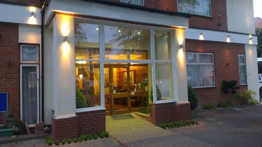 Liston Hotel — Bournemouth — photo 3