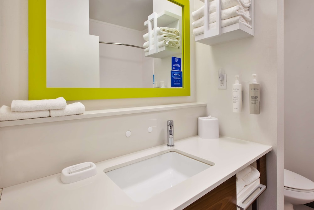 Hampton Inn Clarion - photo 49