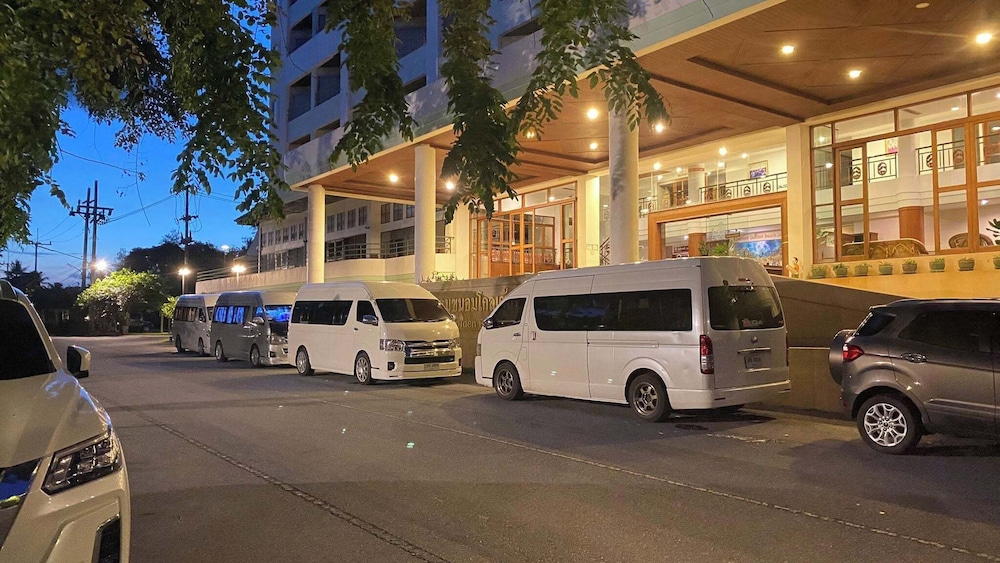 Khanom Golden Beach Hotel in Nakhon Si Thammarat, Thailand