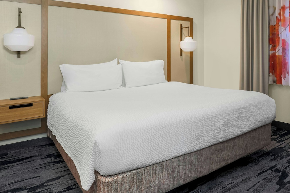 Fairfield Inn & Suites by Marriott San Jose Airport - photo 6