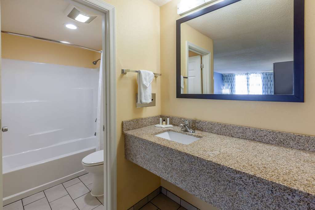 Days Inn by Wyndham Charles Town Harpers Ferry - photo 47