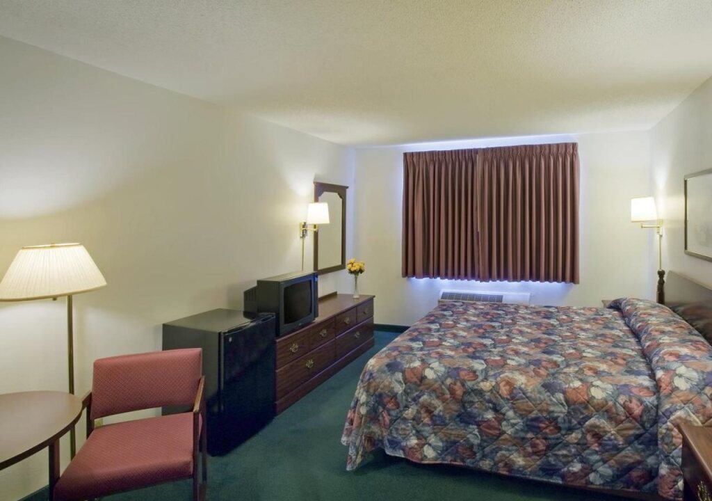 Americas Best Value Inn Holts Summit Jefferson City - featured photo