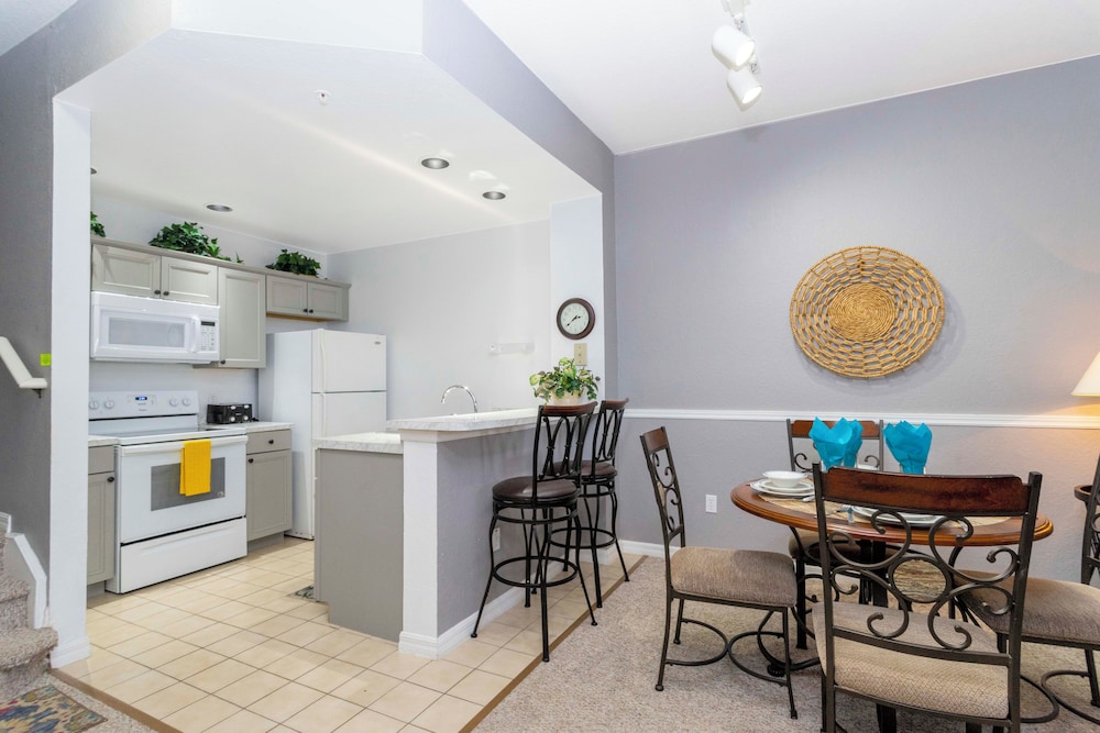 Stunning 3Bd Close to Disney @ Venetian Bay 105 - photo 12