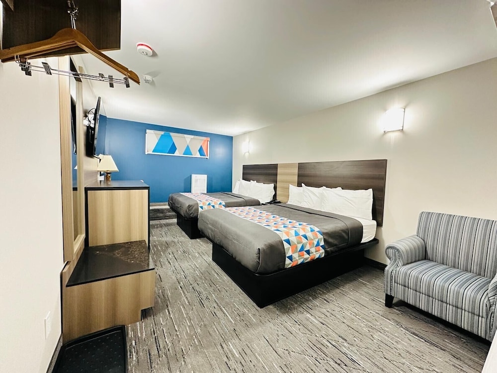 Northland Motel in Greater Sudbury, Canada