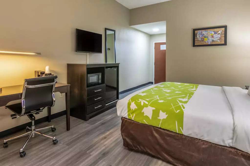 Americas Best Value Inn Opelika - photo 12