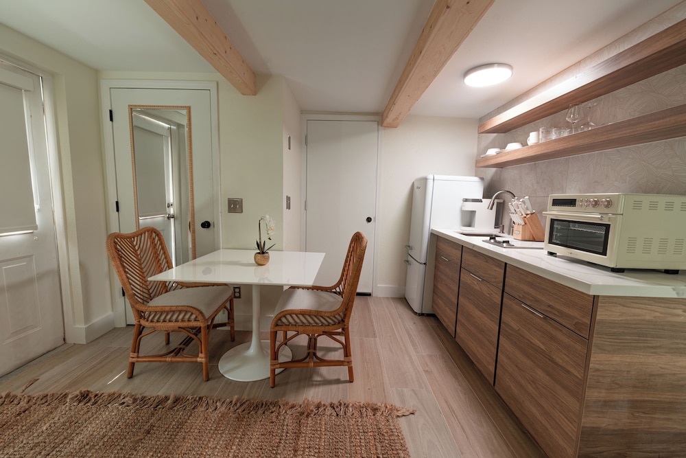 Seahorse Beach Bungalows - photo 26