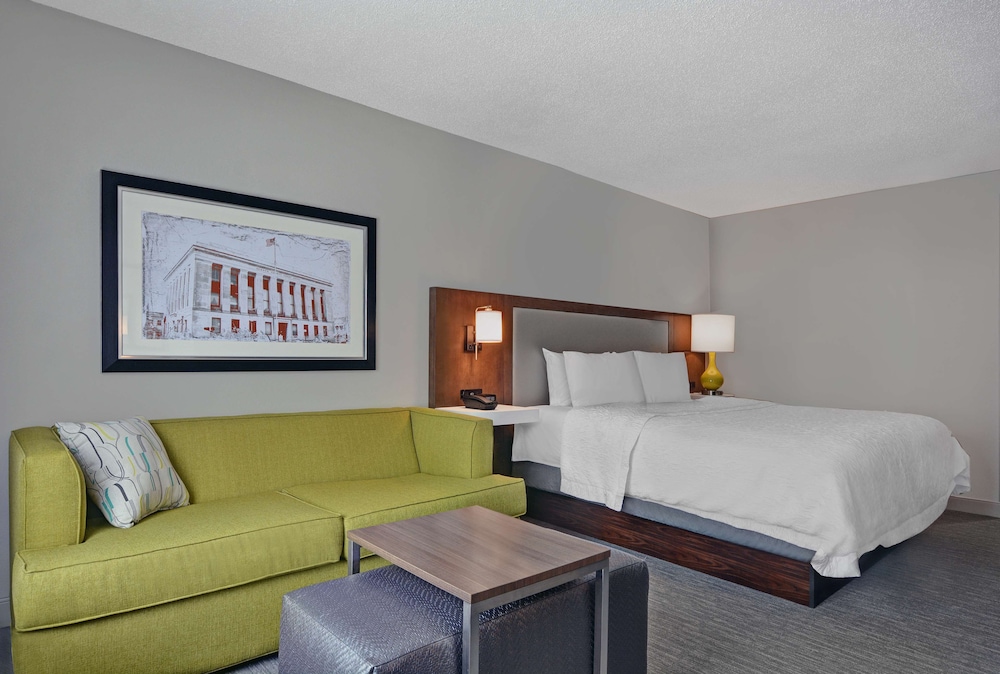 Hampton Inn Gallatin - photo 14