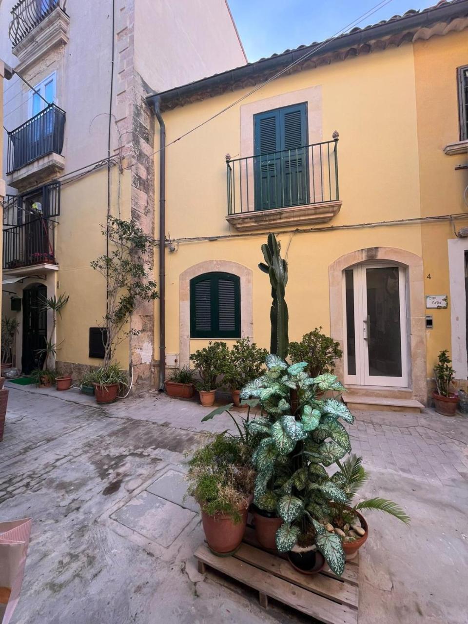 Casa Cadà — 4-Star Luxury Hotel in Siracusa, Italy