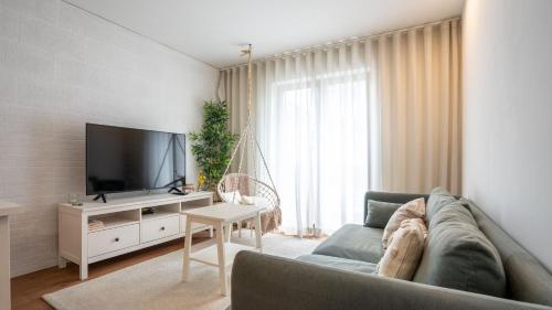 Serene 1BR Spot by LovelyStay — 4-Star Luxury Hotel in Porto, Portugal