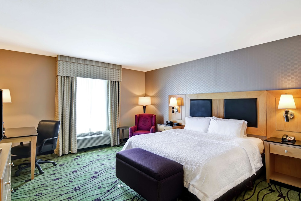 Hampton Inn & Suites Raleigh Crabtree Valley - photo 22