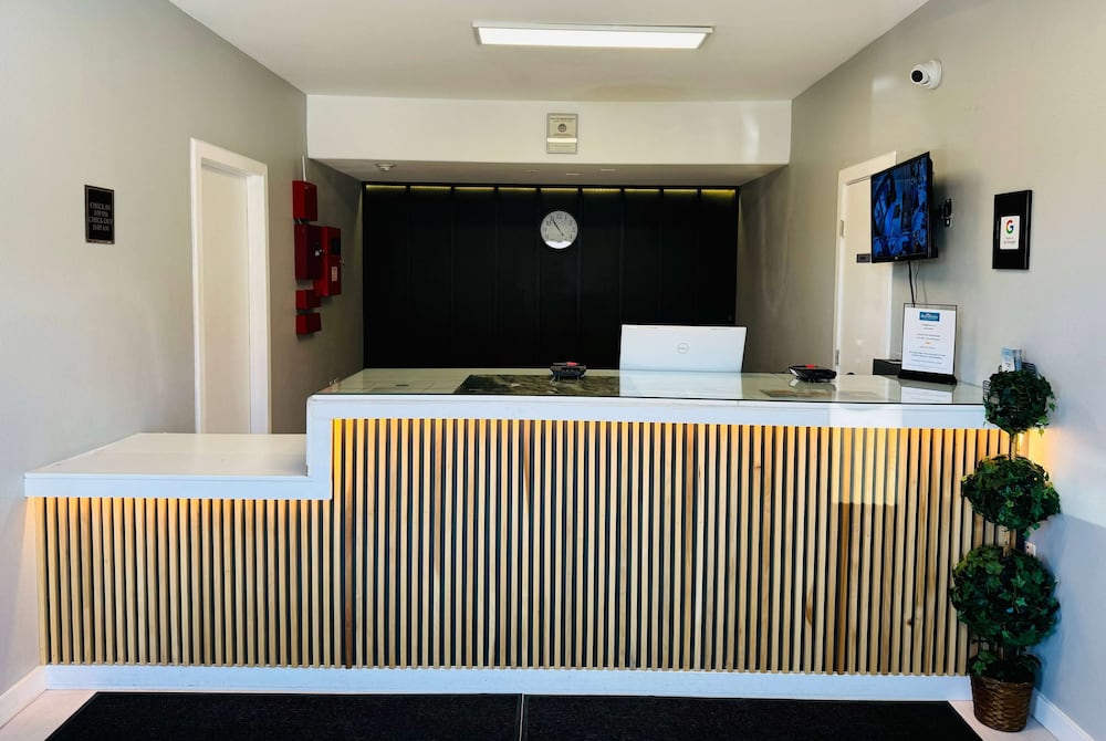Baymont by Wyndham Ridgecrest - photo 3