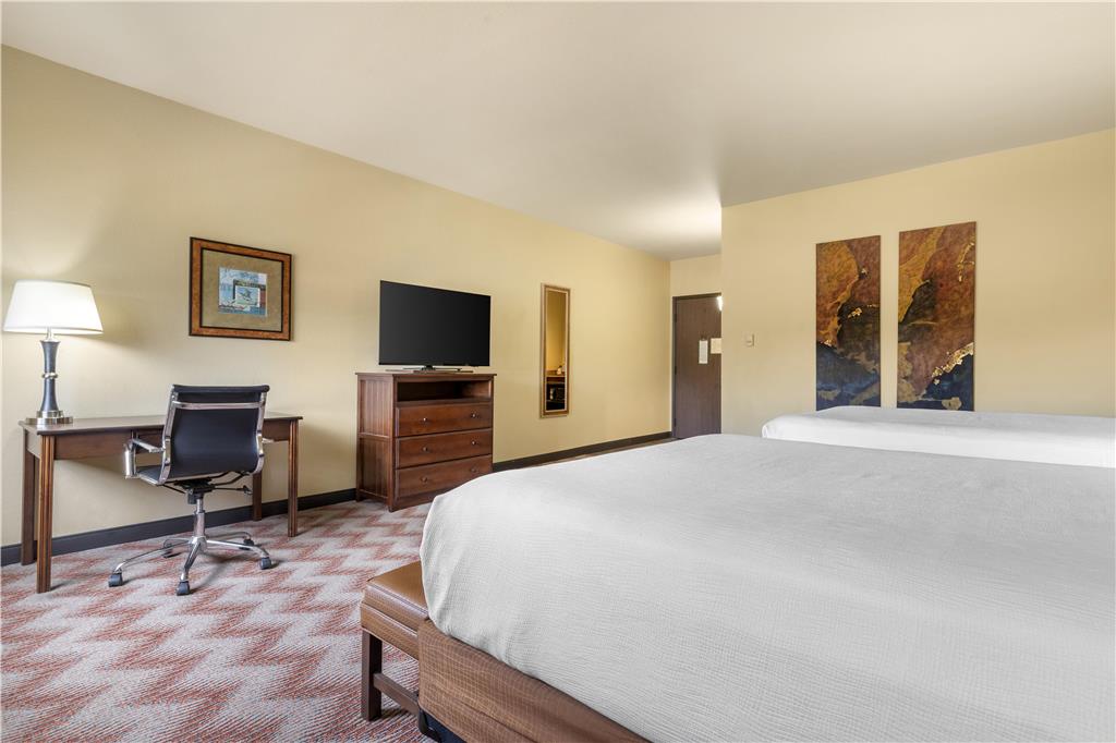Best Western Plus Cimarron Hotel & Suites - photo 14