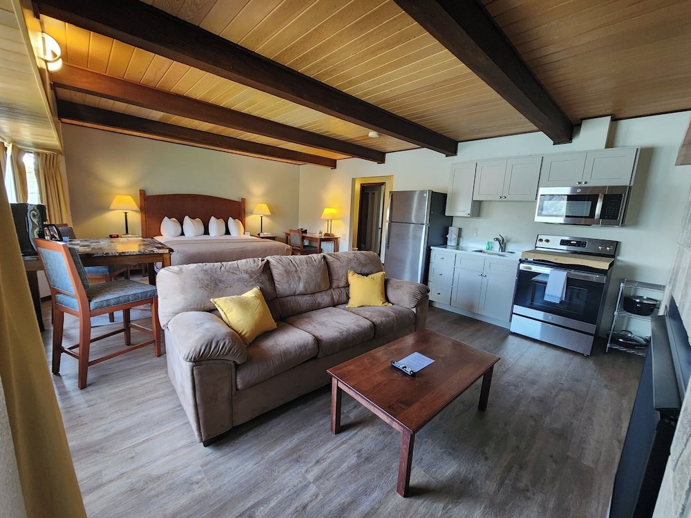 Westcliff Lodge - photo 27