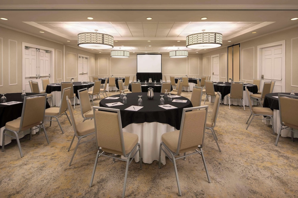 DoubleTree by Hilton Atlanta Roswell - photo 68