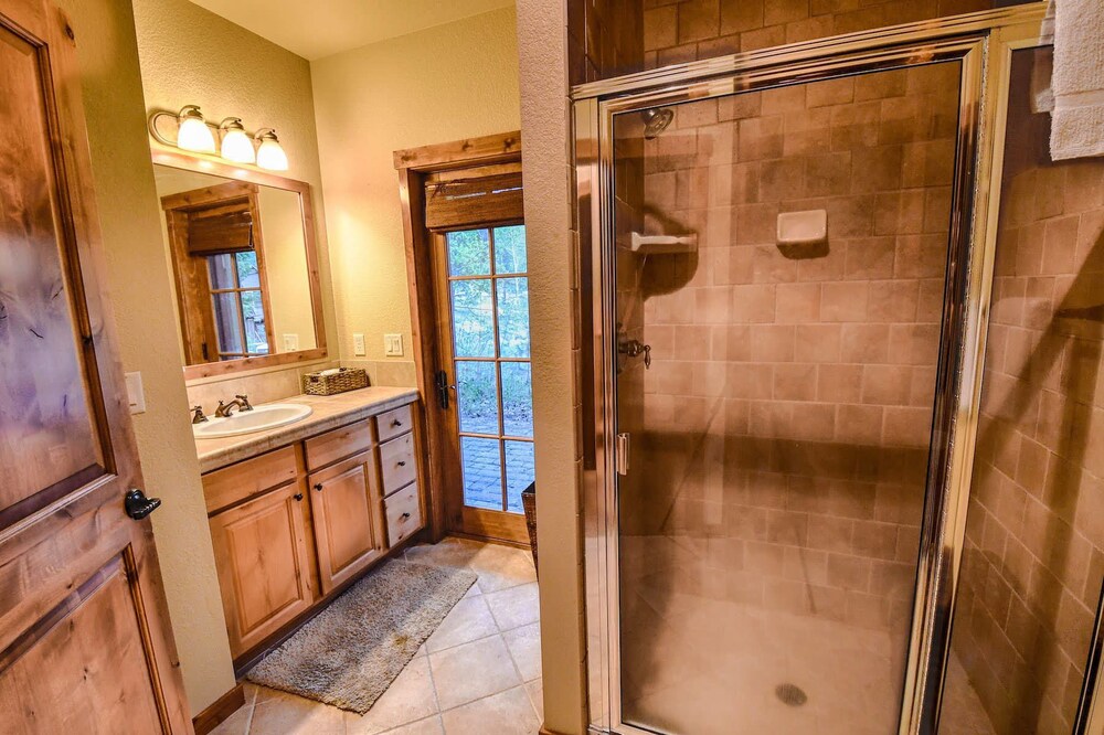 Golden Bar Townhomes at Tamarack Resort - photo 8