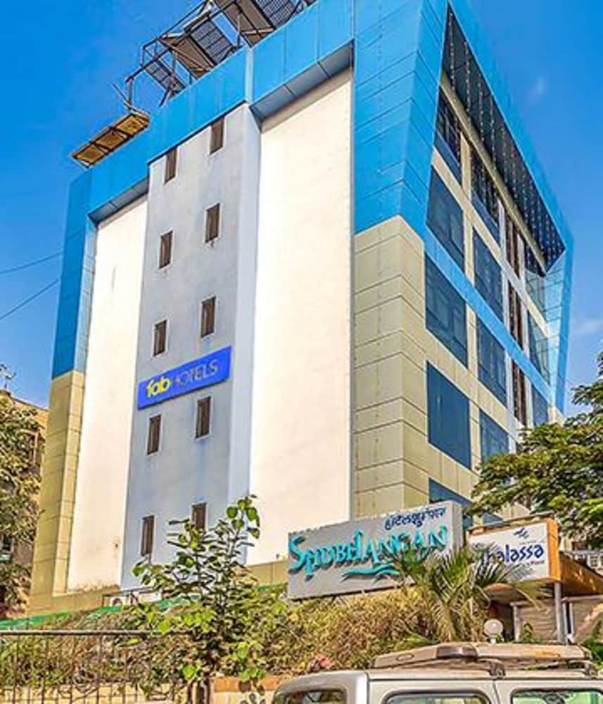 Fabhotel Poco Loco - last minute hotel in Mumbai